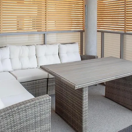 Furnished For Rent In Suurpelto. 民宿 *